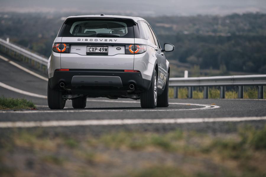  Land Rover Discovery Sport SE 2015 года  (AU) (фото 14 из 22)
